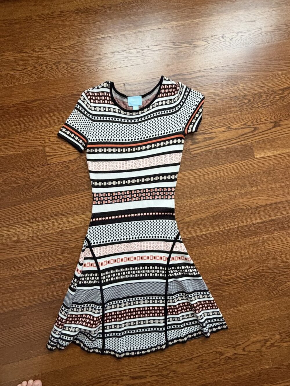 CeCe by Cynthia Steffe Striped Jacquard Knit Fit and Flare Dress Size XS